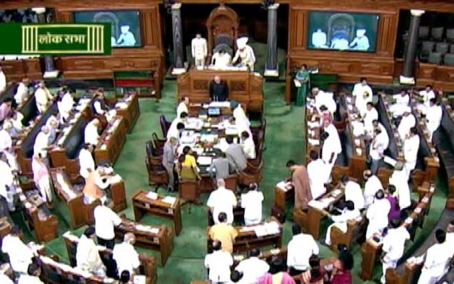 ভারতের লোকসভা থেকে ২৫ কংগ্রেস এমপি বহিষ্কার