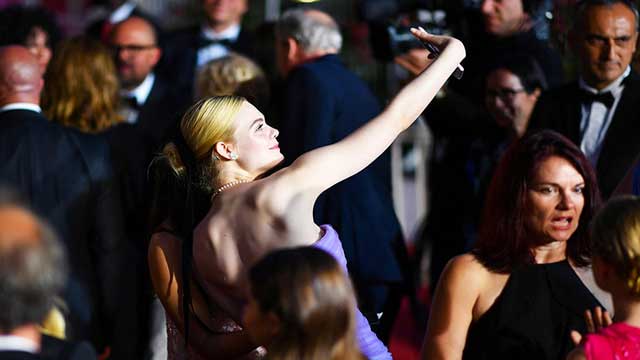 কান ফিল্ম ফেস্টিভালে সেলফি নিষিদ্ধ