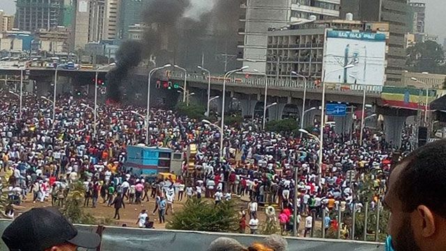ইথিওপিয়ায় প্রধানমন্ত্রীর সমাবেশে গ্রেনেড হামলা, ব্যাপক হতাহত