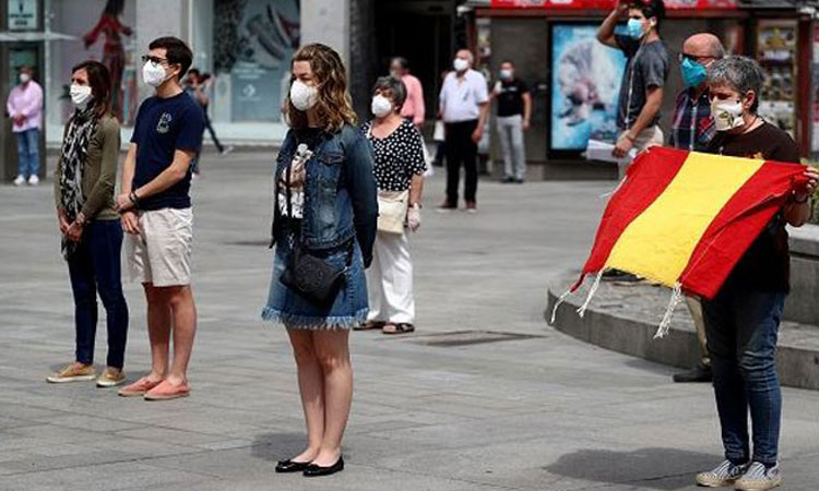 করোনা সংক্রমণ: স্পেনে কারফিউ-জরুরি অবস্থা জারি
