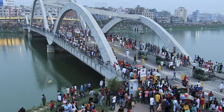 সন্ধ্যার পর হাতিরঝিলে প্রবেশ নিষেধ