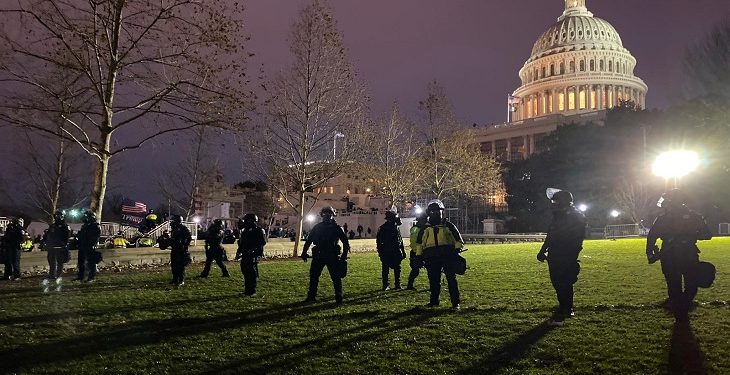 ওয়াশিংটন ডিসিতে ১৫ দিনের জরুরি অবস্থা জারি