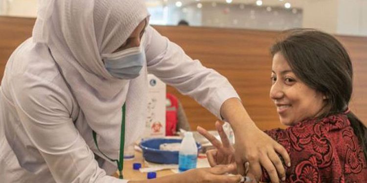 করোনার টিকা নিয়েছেন ২৬ লাখ ৭৩ হাজার মানুষ