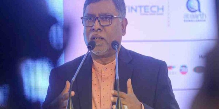 দেশে ৯০০ টন অক্সিজেন মজুদ আছে : স্বাস্থমন্ত্রী