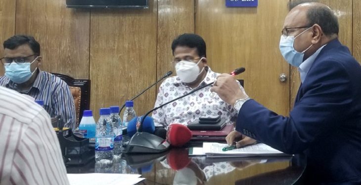 ঢাকার ১৭ স্থান ডেঙ্গুর হটস্পট, ওষুধ ছিটানোর নির্দেশ
