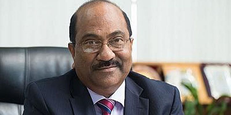সুর চৌধুরী ও তার স্ত্রী’র ব্যাংক হিসাব জব্দ