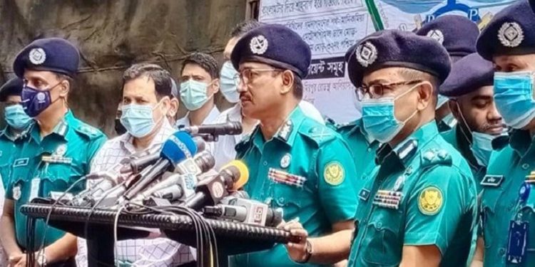 তালেবানের ডাকে কিছু বাংলাদেশী ঘর ছেড়েছেন: ডিএমপি কমিশনার