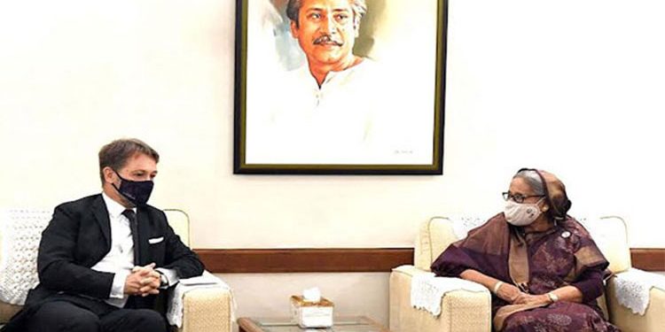 ফ্রান্সের সঙ্গে বাংলাদেশের ঐতিহাসিক বন্ধন রয়েছে: প্রধানমন্ত্রী