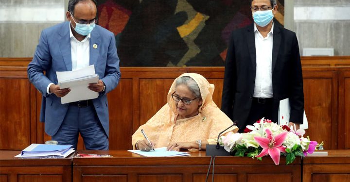 শেখ হাসিনার নেতৃত্বে স্বর্ণালী অধ্যায় পার করছে বাংলাদেশ: অর্থমন্ত্রী