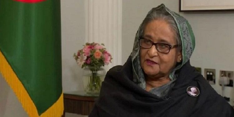 ‘রানি খোঁজ করেন হাসিনা কোথায়, ওকে দেখছি না কেন’