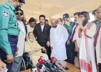 দেশে ফিরলেন রওশন এরশাদ