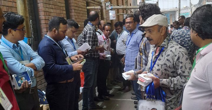 ঢাকা রিপোর্টার্স ইউনিটির নির্বাচনে ভোট গ্রহণ শুরু