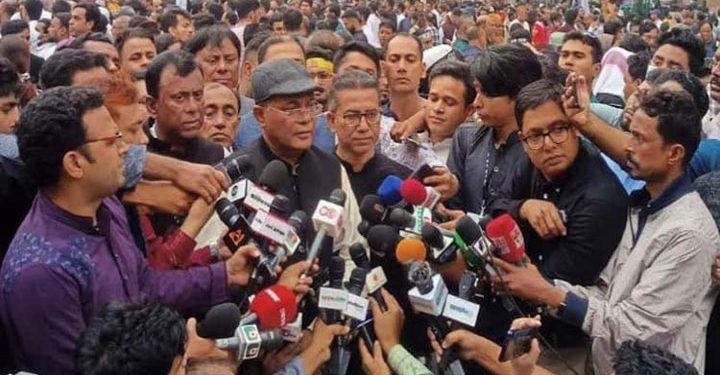 ভাষা-কৃষ্টির শত্রু লালনকারীদের প্রতিহত করার শপথ আজ : তথ্যমন্ত্রী