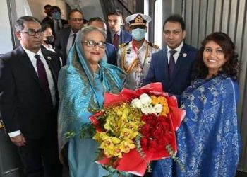 দোহা পৌঁছেছেন প্রধানমন্ত্রী