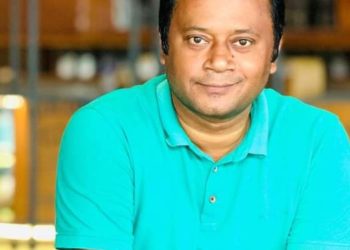 সাংবাদিকের উপর আওয়ামী লীগ নেতার আতর্কিত হামলা