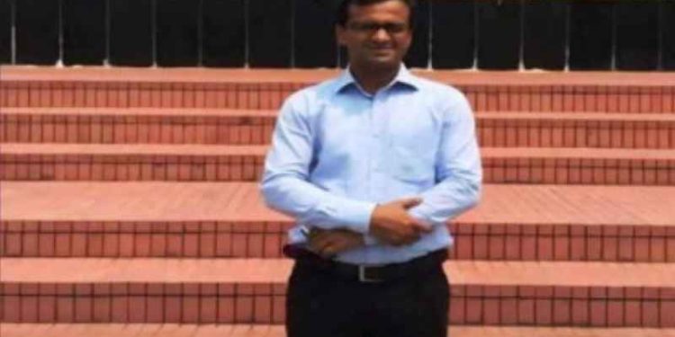 কাস্টমসের যুগ্ম কমিশনার কামরুলের বিরুদ্ধে সাংবাদিক নির্যাতনের অভিযোগ
