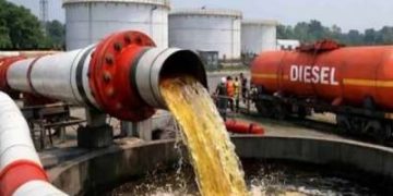 ভারত থেকে এলো আরও ৫ হাজার টন ডিজেল
